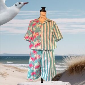 NWOT- Men’s Palm Tree & Stripe Hawaiian Short Set
